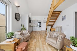 Harbour Square- click for photo gallery